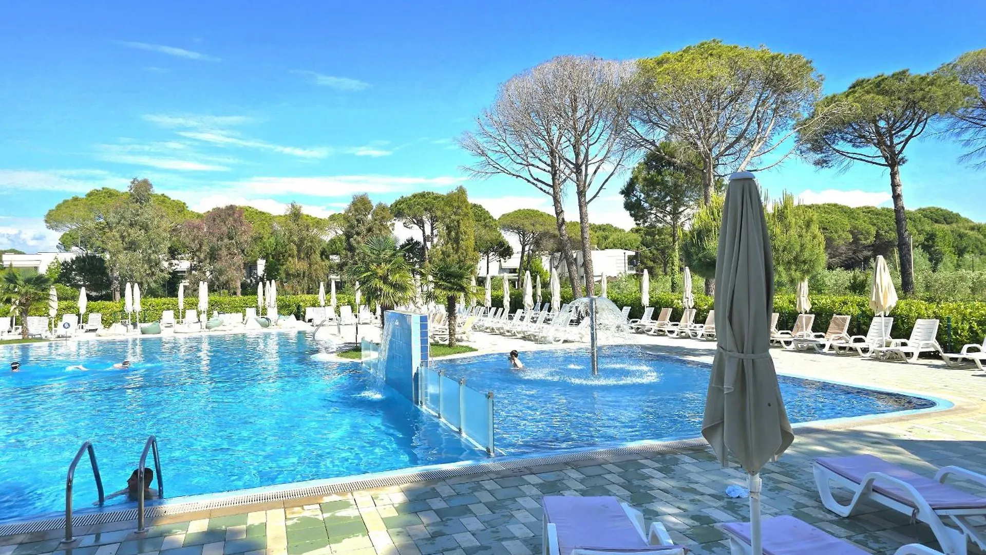 Modern Villas At Perla Resort دراس