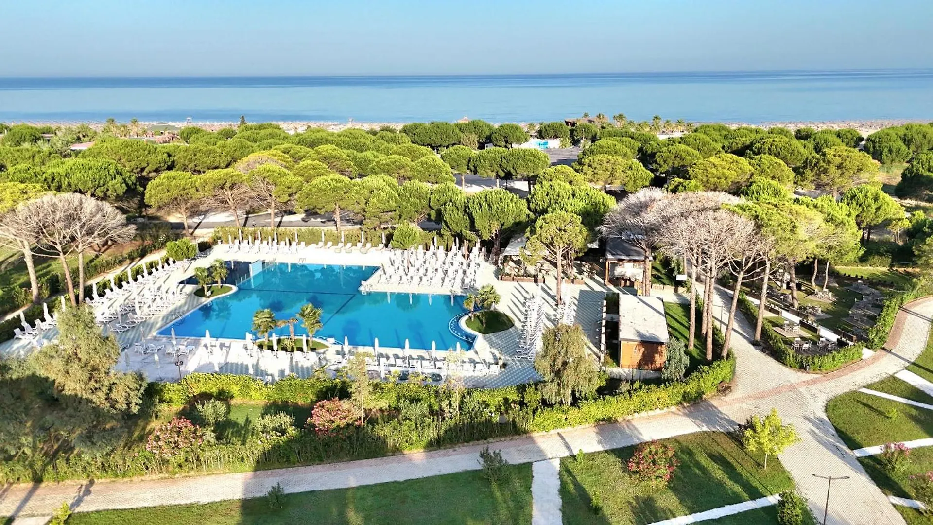 Modern Villas At Perla Resort دراس